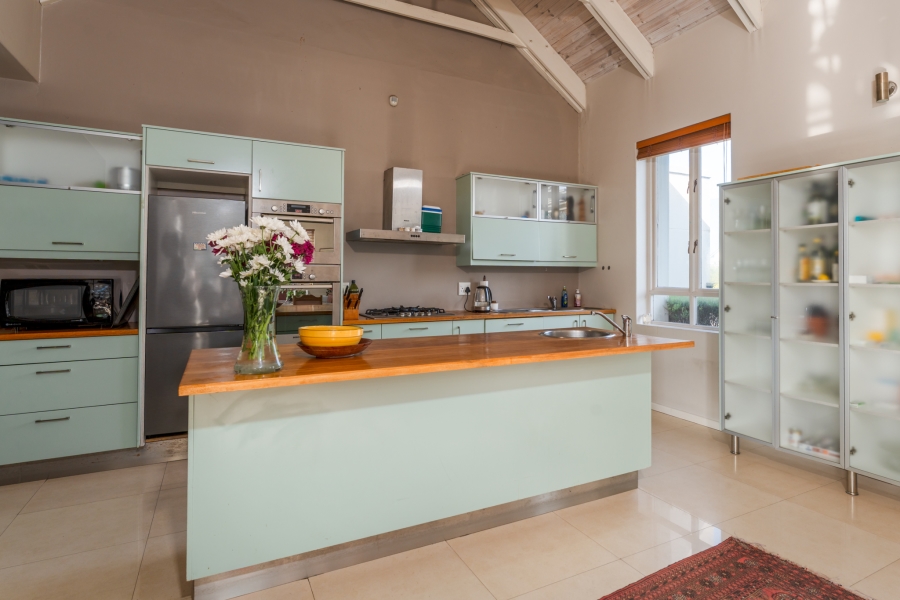 3 Bedroom Property for Sale in Lake Michelle Western Cape